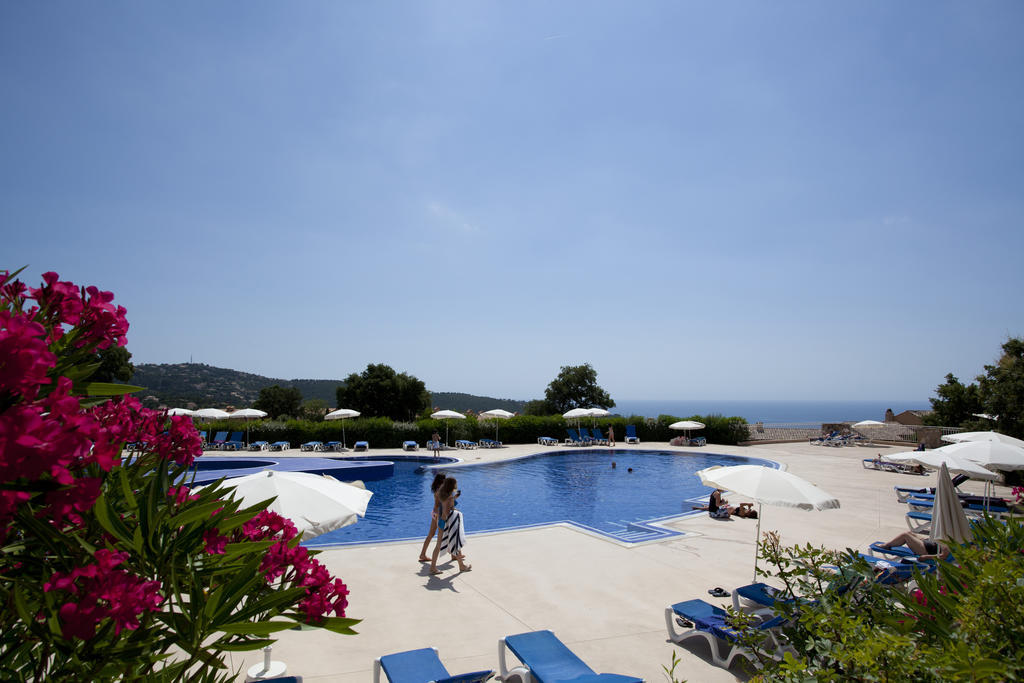 Résidence Pierre&Vacances Premium Les Calanques des Issambres Les Issambres Esterno foto