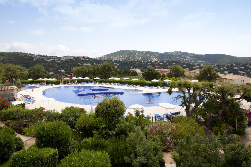 Résidence Pierre&Vacances Premium Les Calanques des Issambres Les Issambres Esterno foto