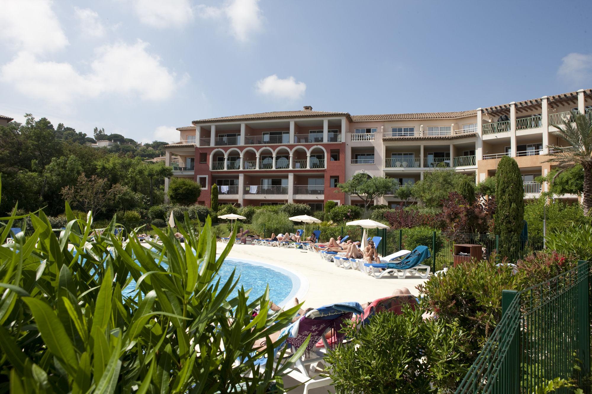 Résidence Pierre&Vacances Premium Les Calanques des Issambres Les Issambres Esterno foto